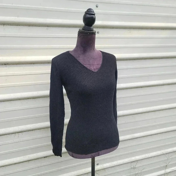 Banana Republic V-Neck 100% Merino Wool Ribbed Sweater Black Stretch Sz M - Picture 7 of 7